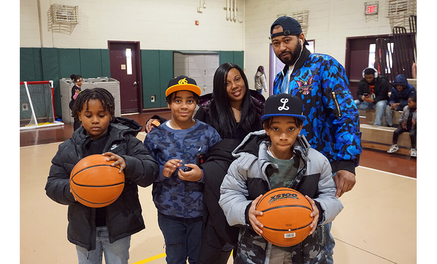 Breakfast with Santa 12-17-2022 Family of 5 with basketballs for web