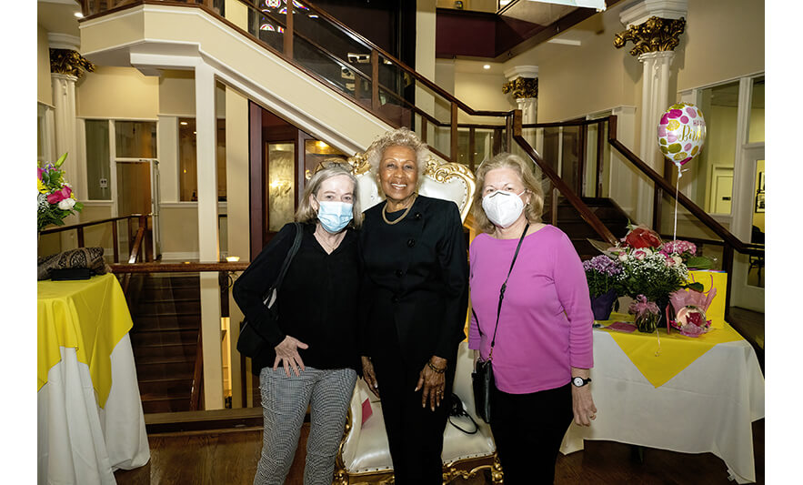 Madge Wilson 89th Birthday 4-12-2022 Donors with Madge Wilson for web