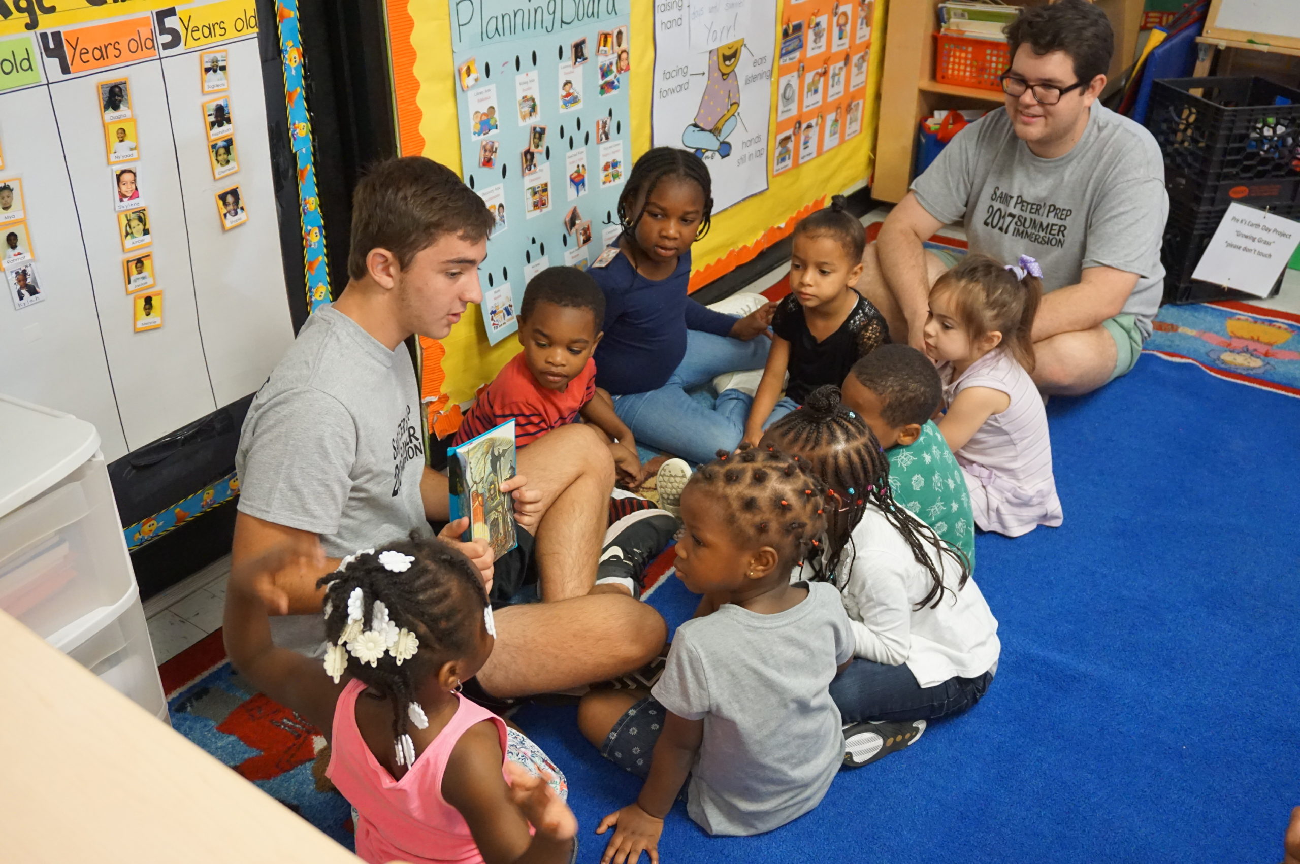 You are currently viewing Teenagers Spend Week Volunteering In Newark At New Community Corporation